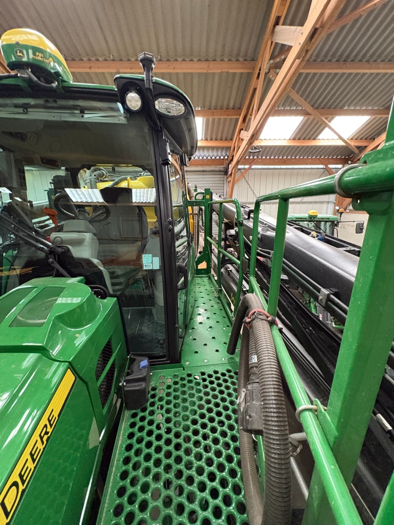 Pulverisateur automoteur JOHN DEERE R4150i - photo slide 6