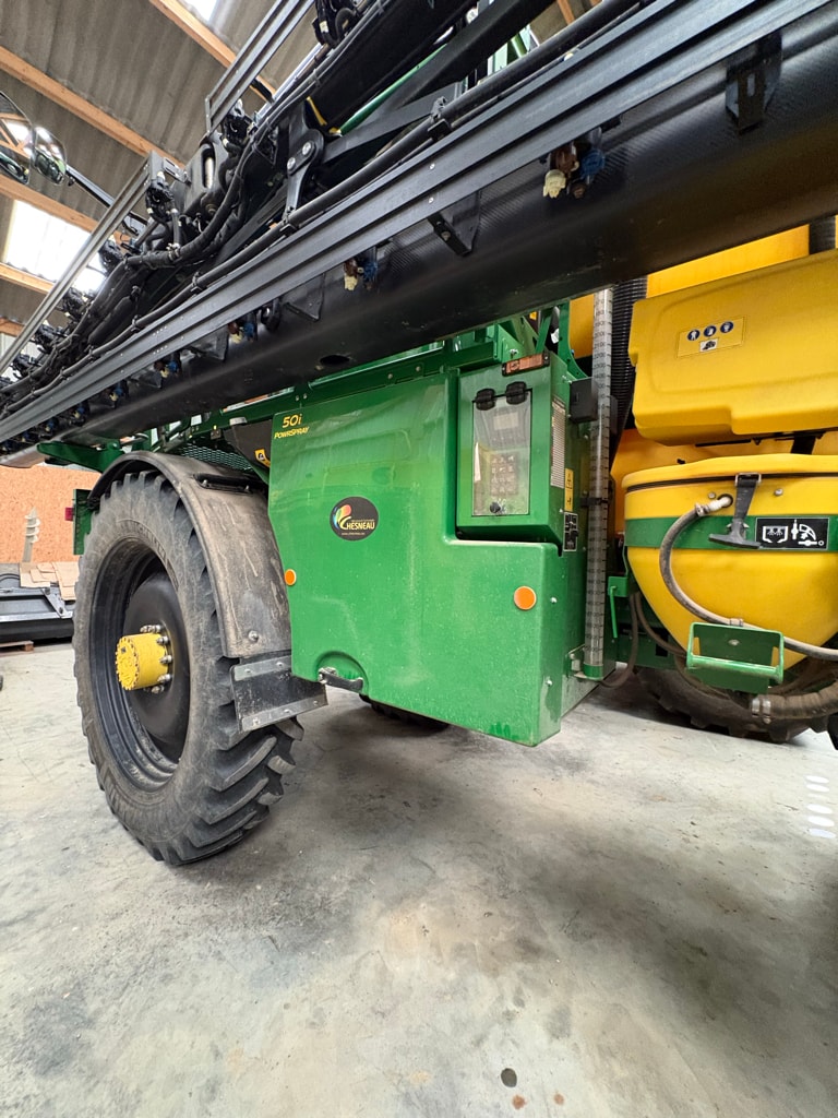 Pulverisateur automoteur JOHN DEERE R4150i - photo slide 12