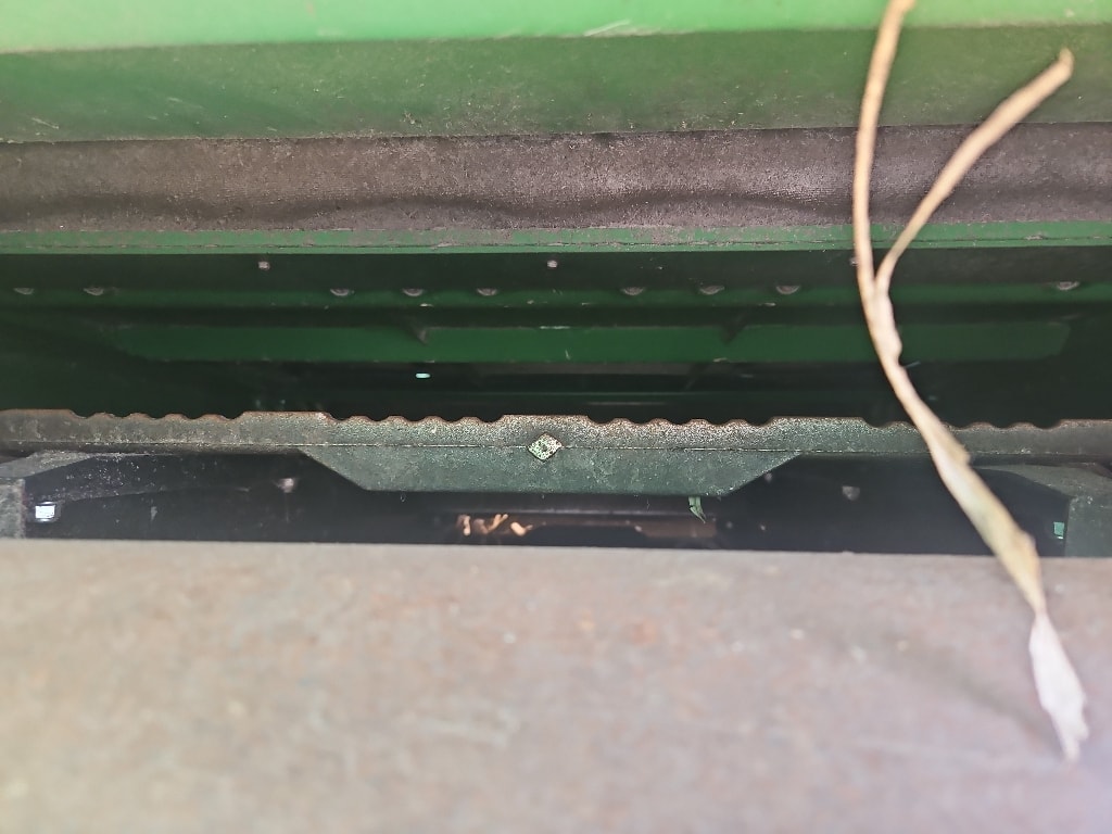 Moissonneuse JOHN DEERE S 780 - photo slide 10