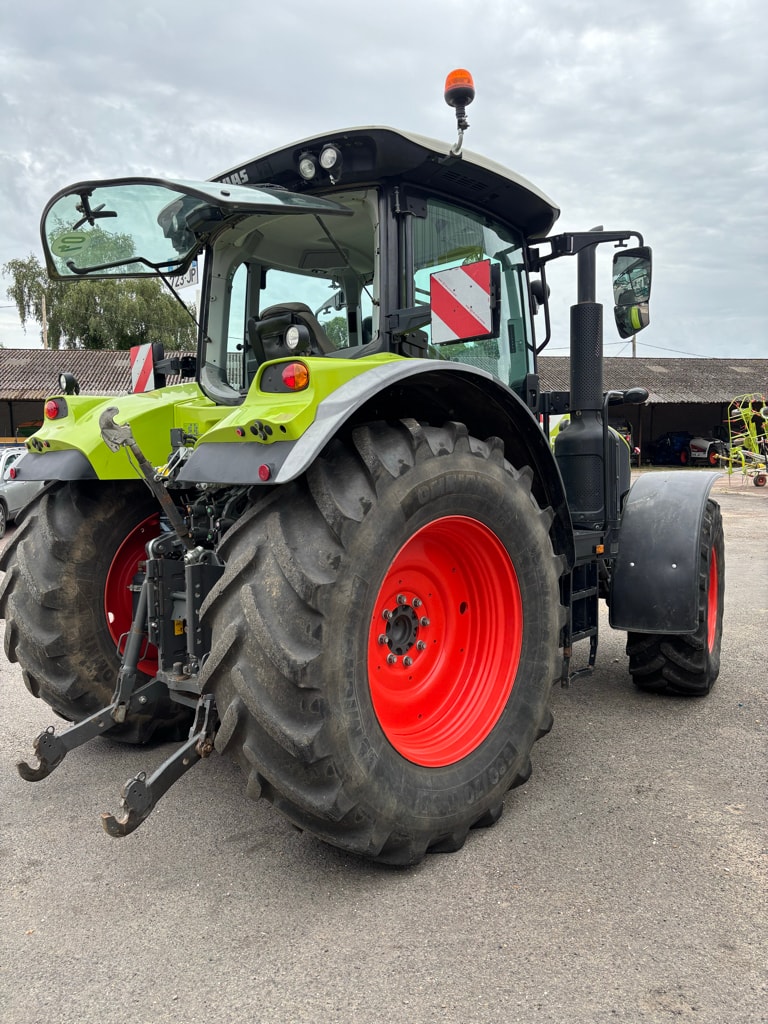 Tracteur CLAAS ARION 610 - photo slide 2