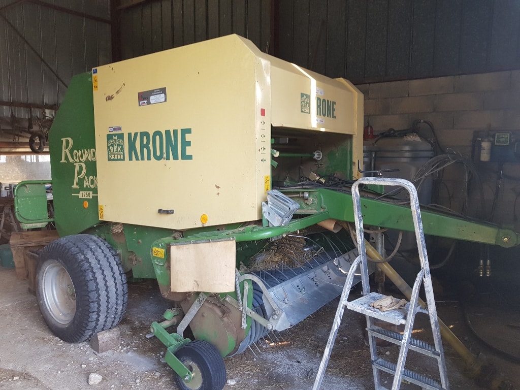 Presse balles rondes KRONE Roundpack 1250 - photo slide 1