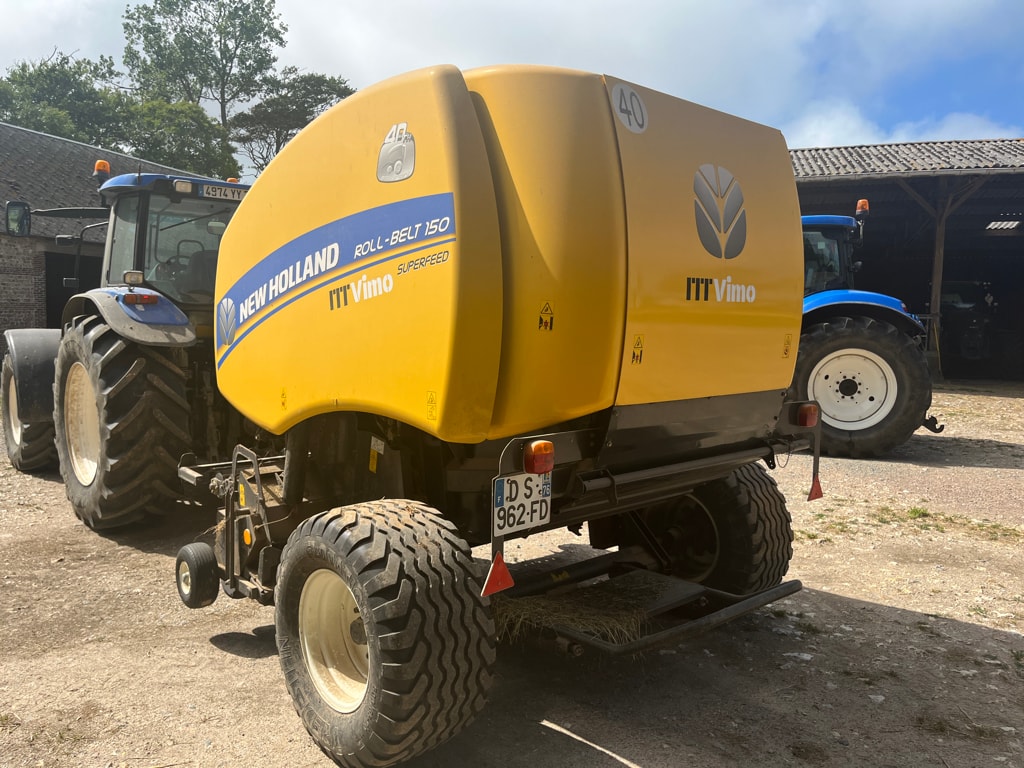 Presse balles rondes NEW HOLLAND Roll-belt 150 superfeed - photo slide 7
