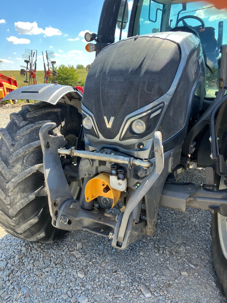 Tracteur VALTRA N174 Direct - photo slide 6
