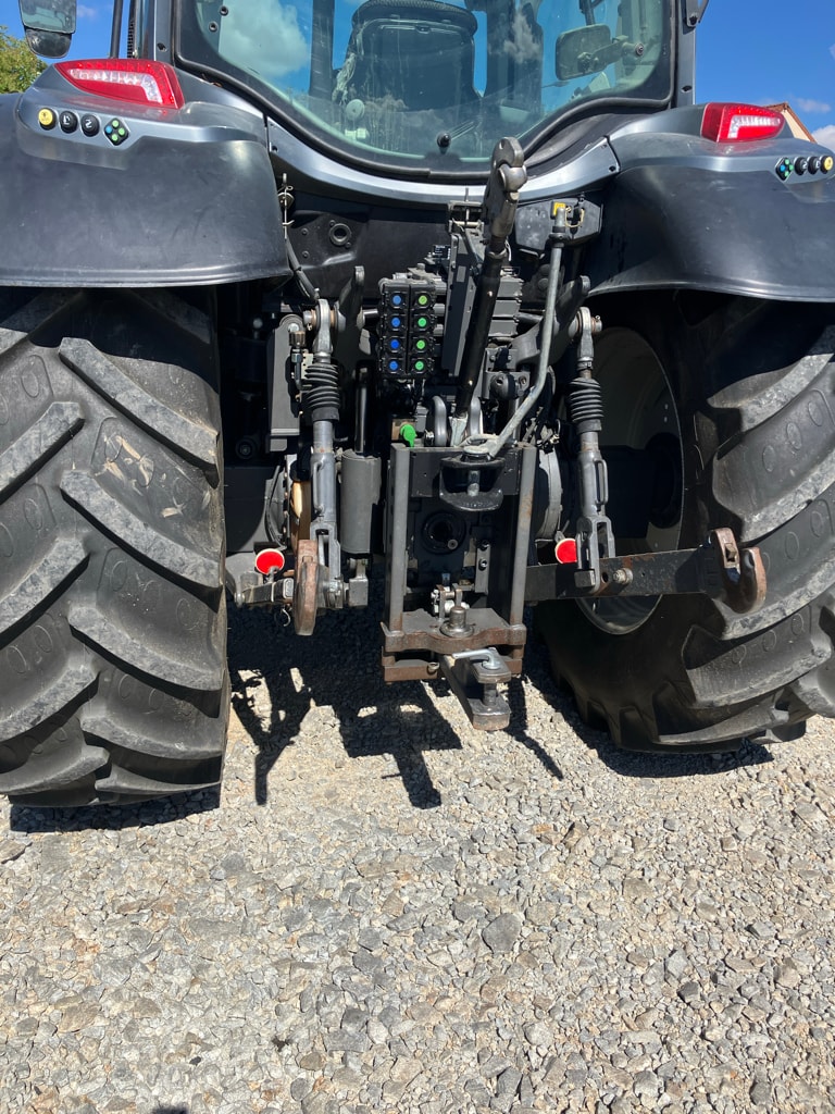 Tracteur VALTRA N174 Direct - photo slide 7