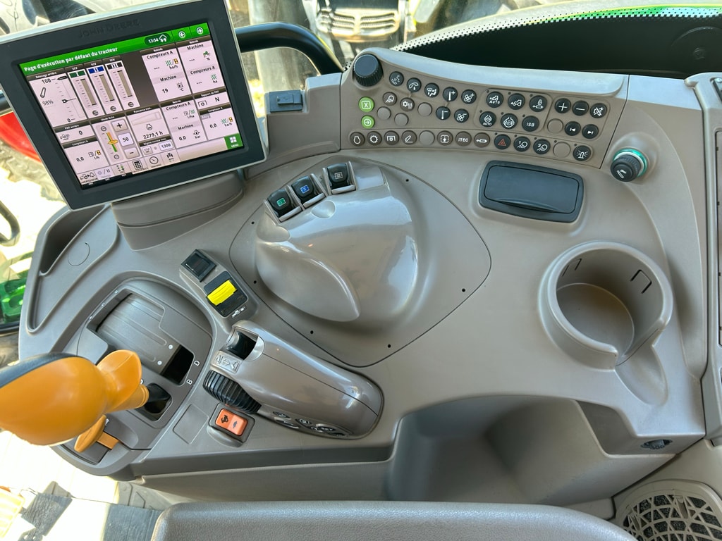Tracteur JOHN DEERE 6R 175 - photo slide 13