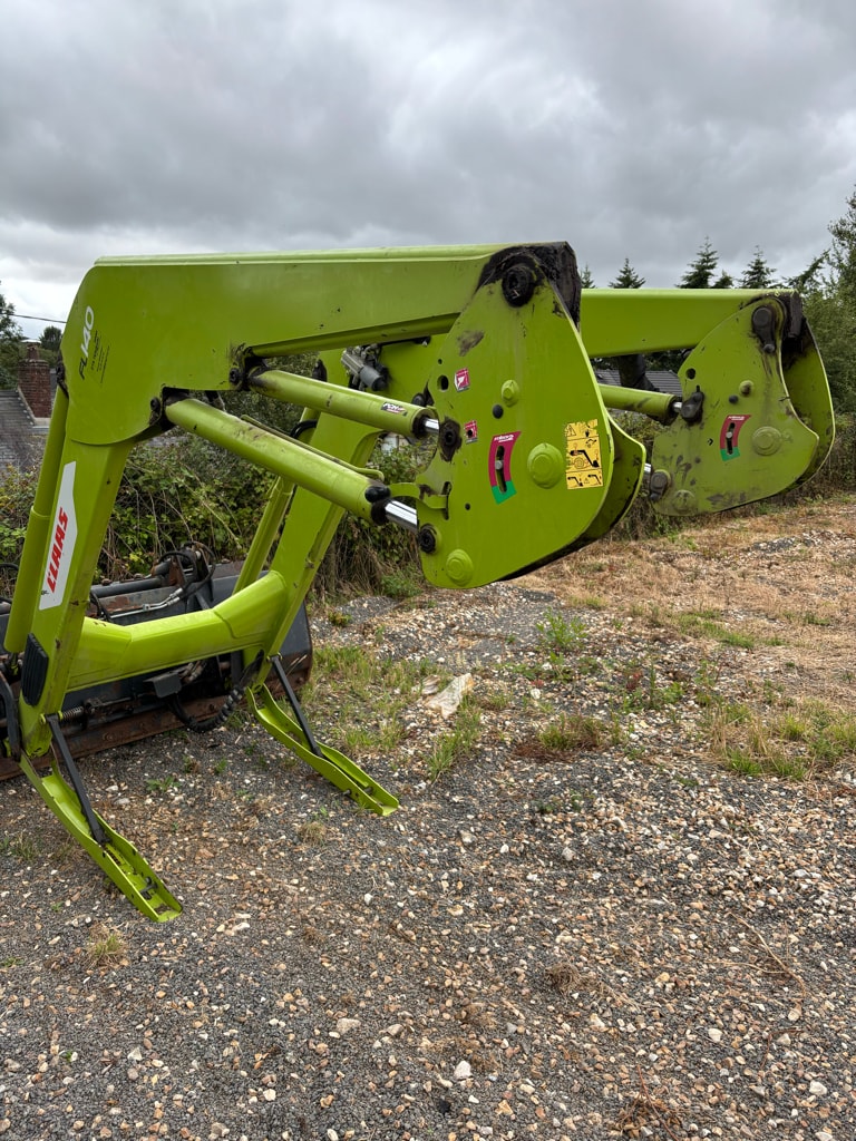 Chargeur Frontal CLAAS FL 140 - photo slide 1