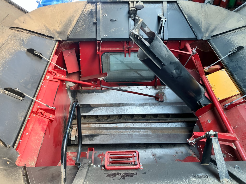 Moissonneuse CASE IH AXIAL-FLOW 9230 - photo slide 7