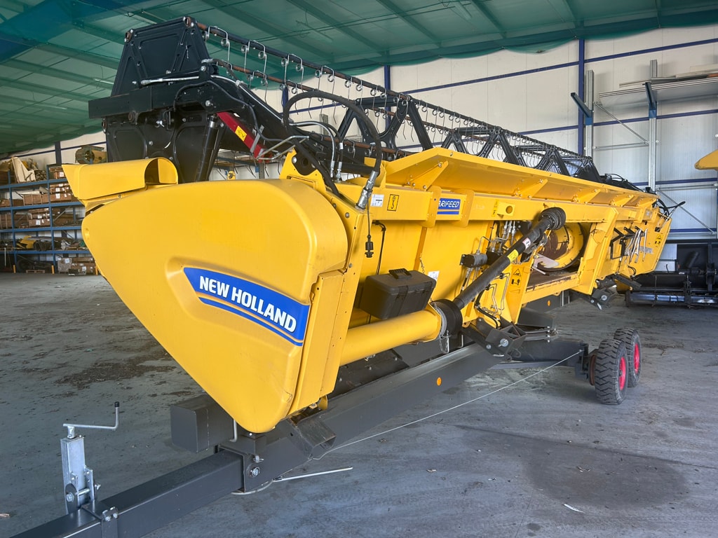 Moissonneuse NEW HOLLAND CR 7.80  - photo slide 21