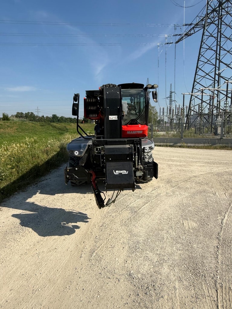 Telescopique MANITOU MRT 2600 Vision+ - photo slide 3