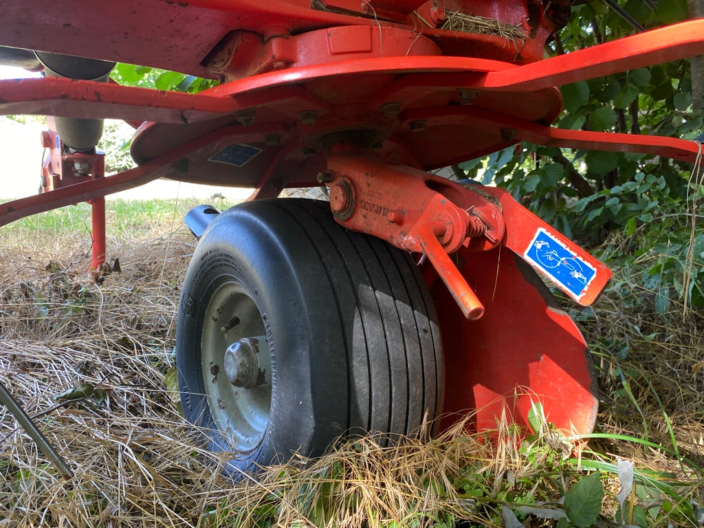 Faneuse KUHN GF 10812 - photo slide 11