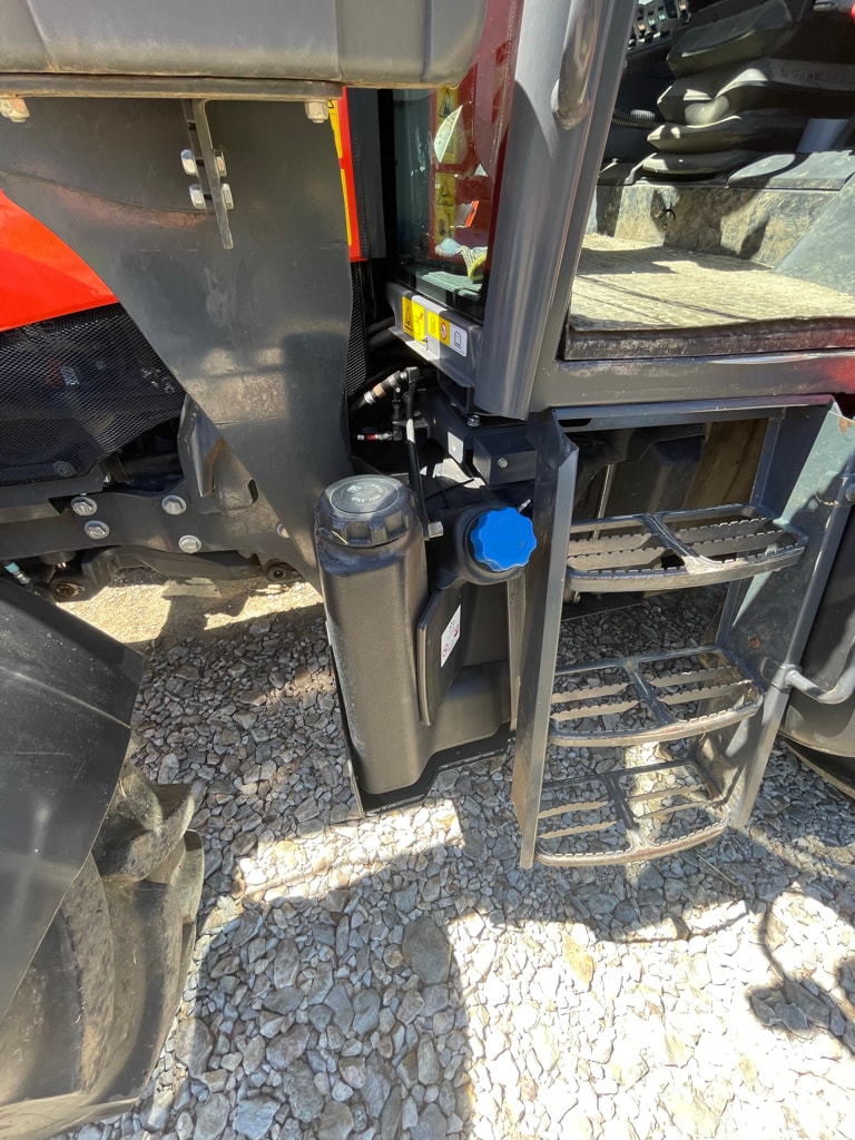 Tracteur chargeur KUBOTA M105 GXS-III - photo slide 5
