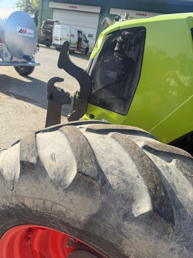 Tracteur chargeur CLAAS ARION 430 - photo slide 9