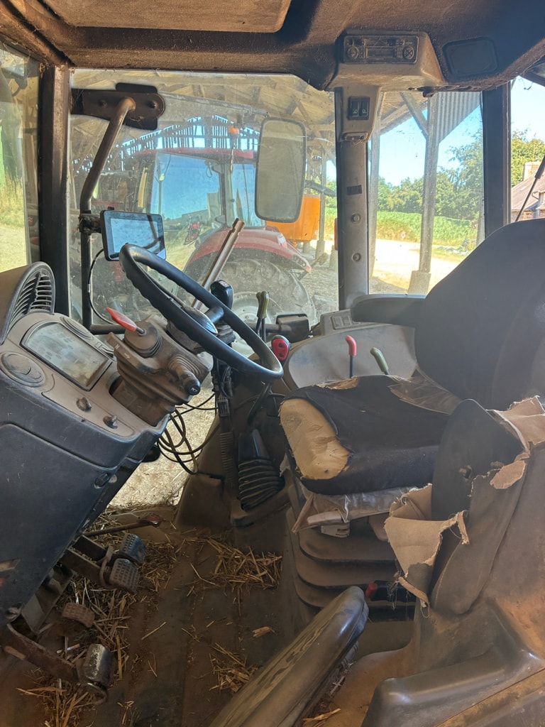 Tracteur CLAAS Celtis 446 - photo slide 4