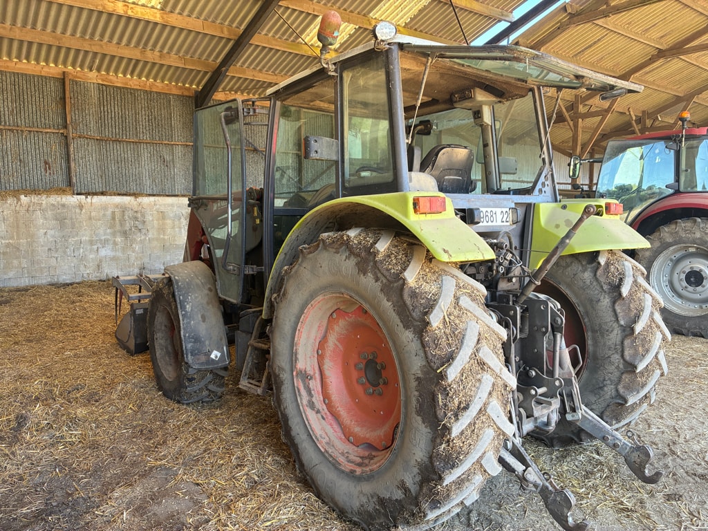Tracteur CLAAS Celtis 446 - photo slide 7
