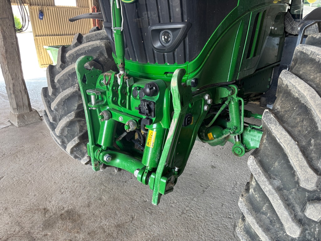 Tracteur JOHN DEERE 6250R - photo slide 7