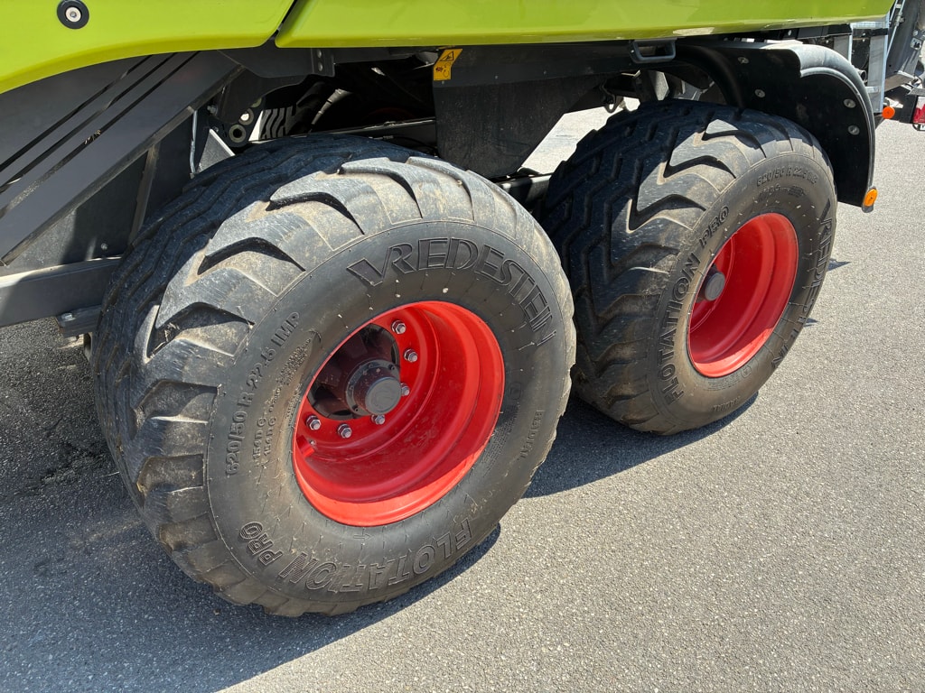 Presse haute densite CLAAS QUADRANT 5300 - photo slide 9