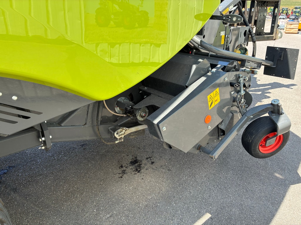 Presse haute densite CLAAS QUADRANT 5300 - photo slide 14