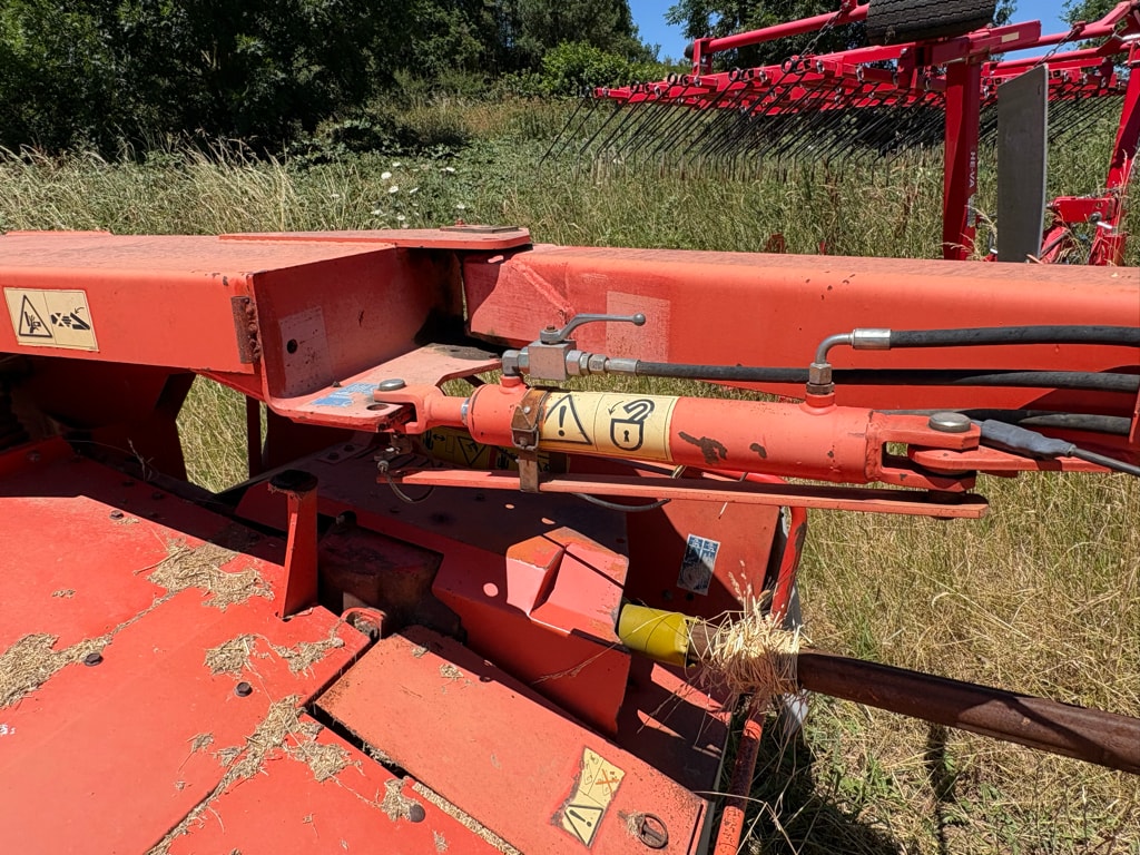 Faucheuse KUHN FC 302 G - photo slide 6