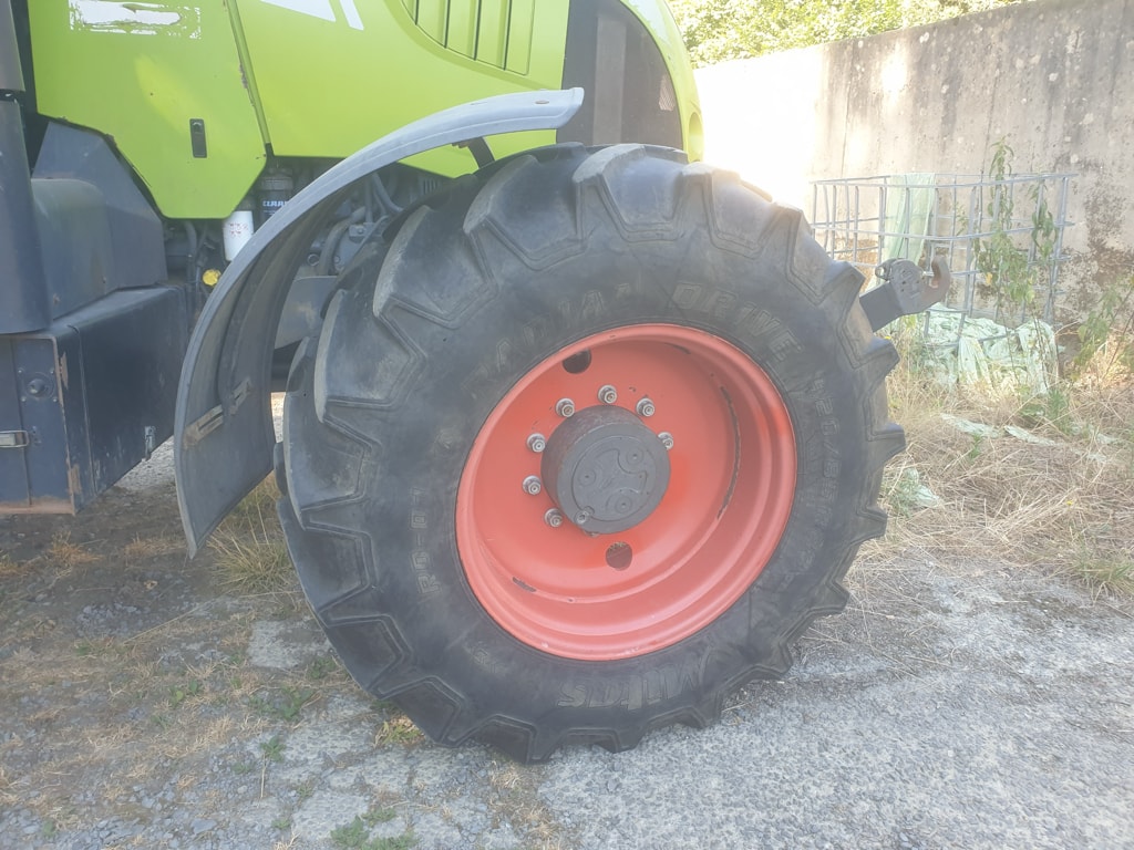 Tracteur CLAAS ARION 640 - photo slide 11