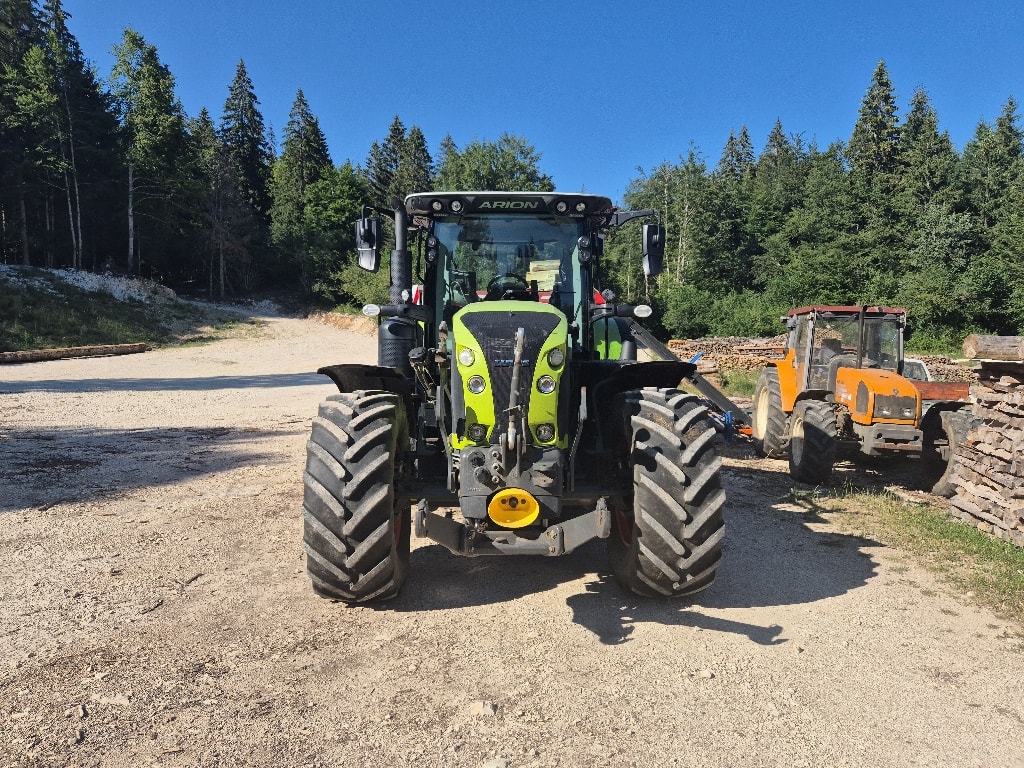 Tracteur CLAAS Arion 660 cebis - photo slide 7
