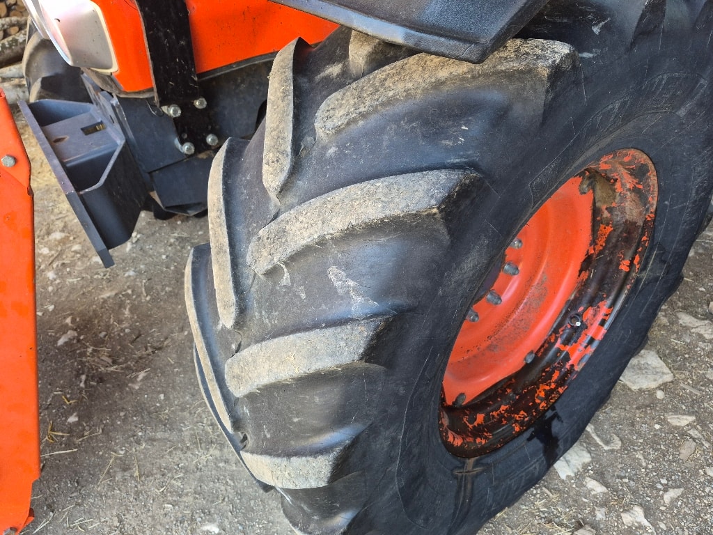 Tracteur chargeur KUBOTA M115GX-III - photo slide 6