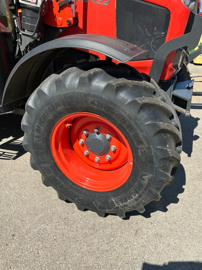 Tracteur chargeur KUBOTA M6 122 - photo slide 6