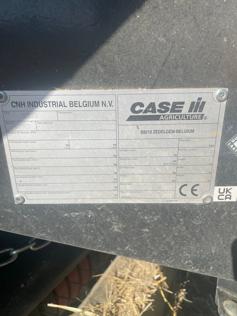 Presse moyenne densite CASE IH Lb434XL - photo slide 6