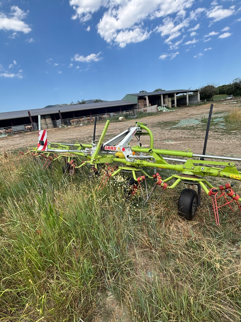 Faneuse CLAAS Volto 80 - photo slide 5