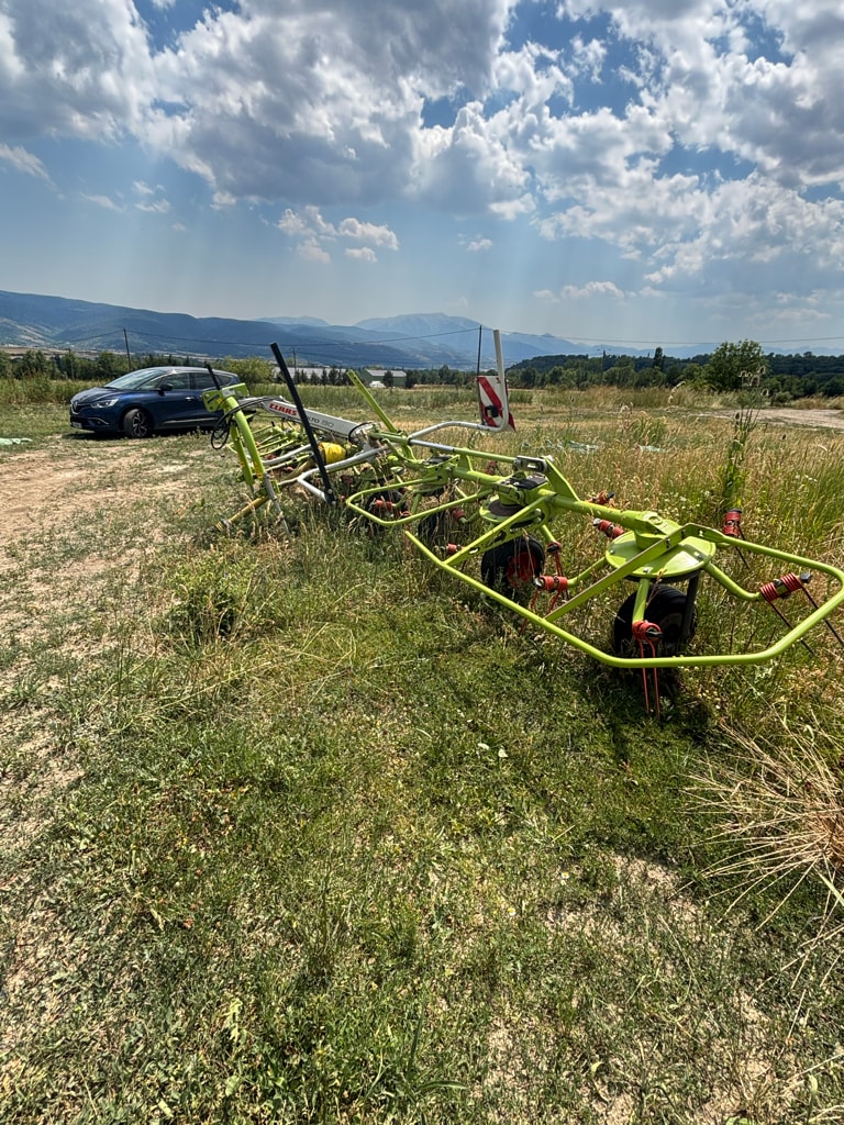 Faneuse CLAAS Volto 80 - photo slide 8