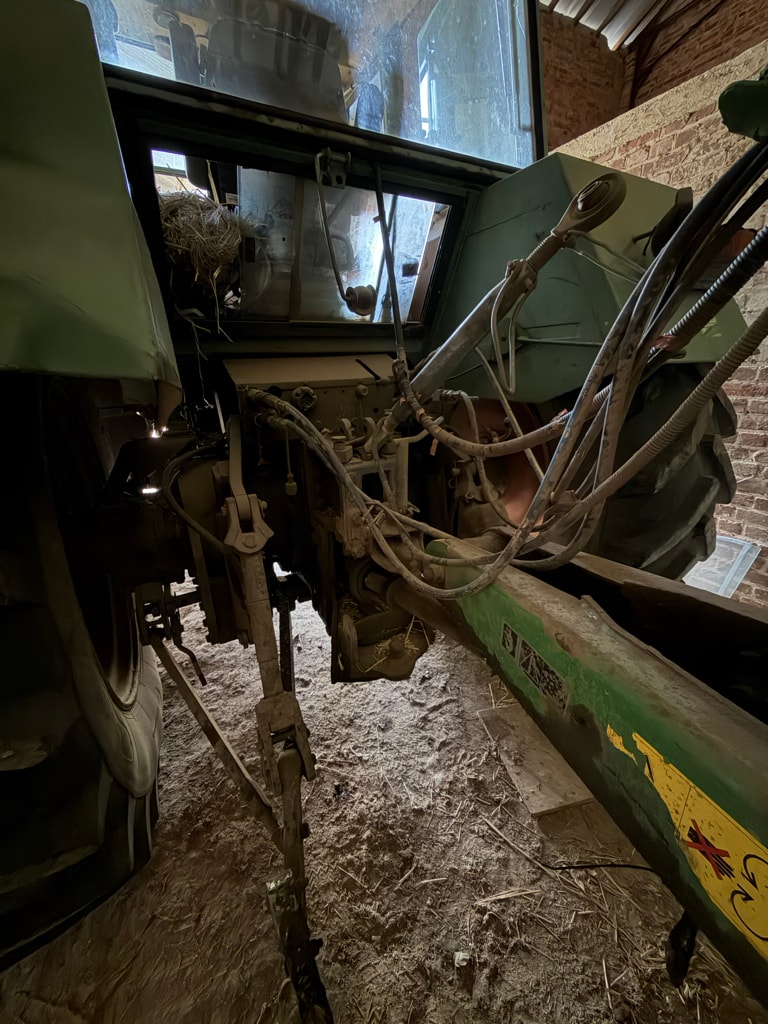 Tracteur FENDT FAVORIT 612 LSA - photo slide 14