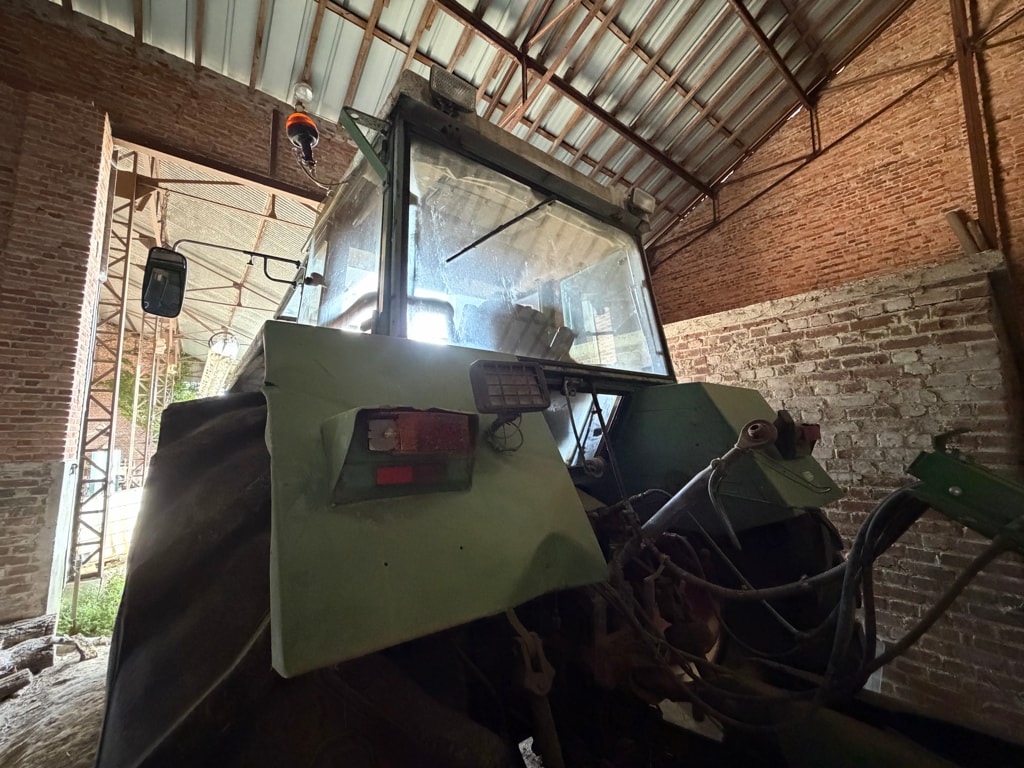Tracteur FENDT FAVORIT 612 LSA - photo slide 8