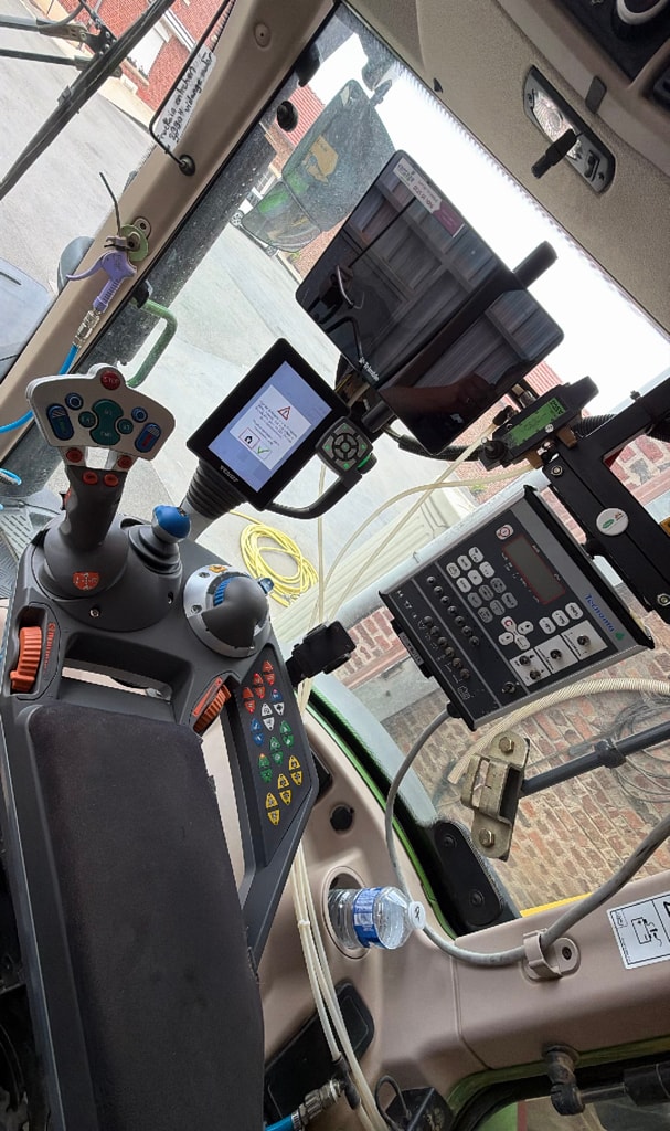 Tracteur FENDT 514 VARIO POWER - photo slide 17