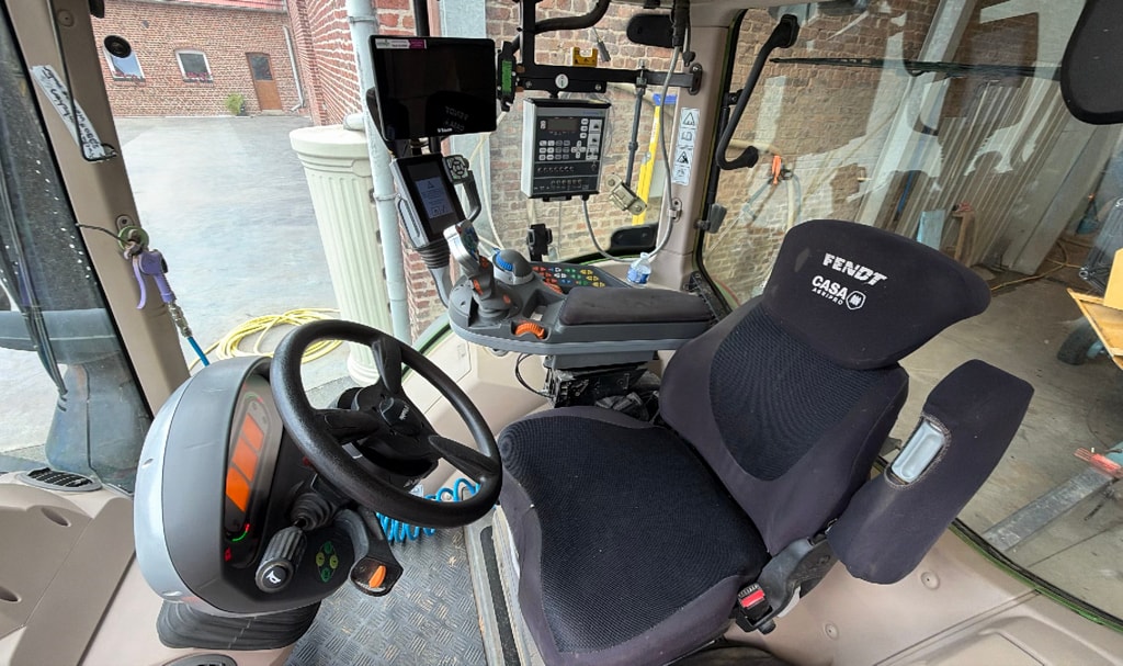 Tracteur FENDT 514 VARIO POWER - photo slide 15