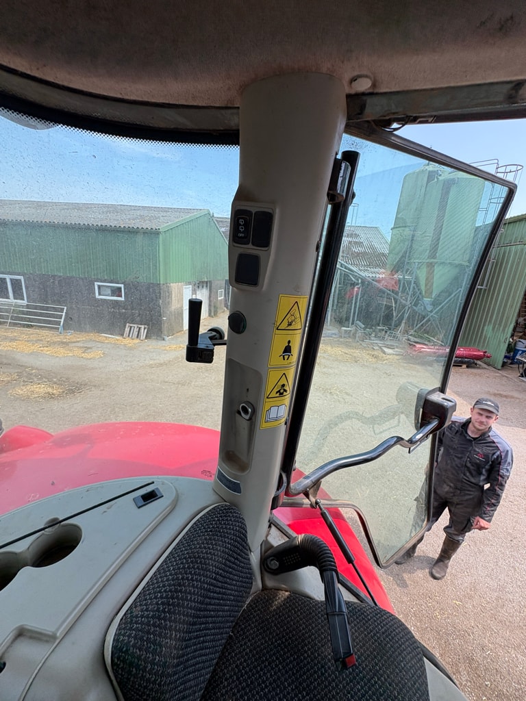 Tracteur MASSEY FERGUSON 7720S DYNA-6 EFFICIENT - photo slide 10