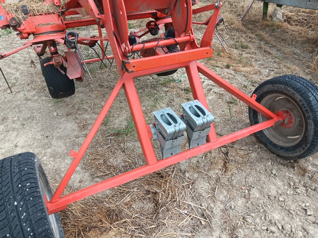 Faneuse KUHN GF 8501 T - photo slide 12
