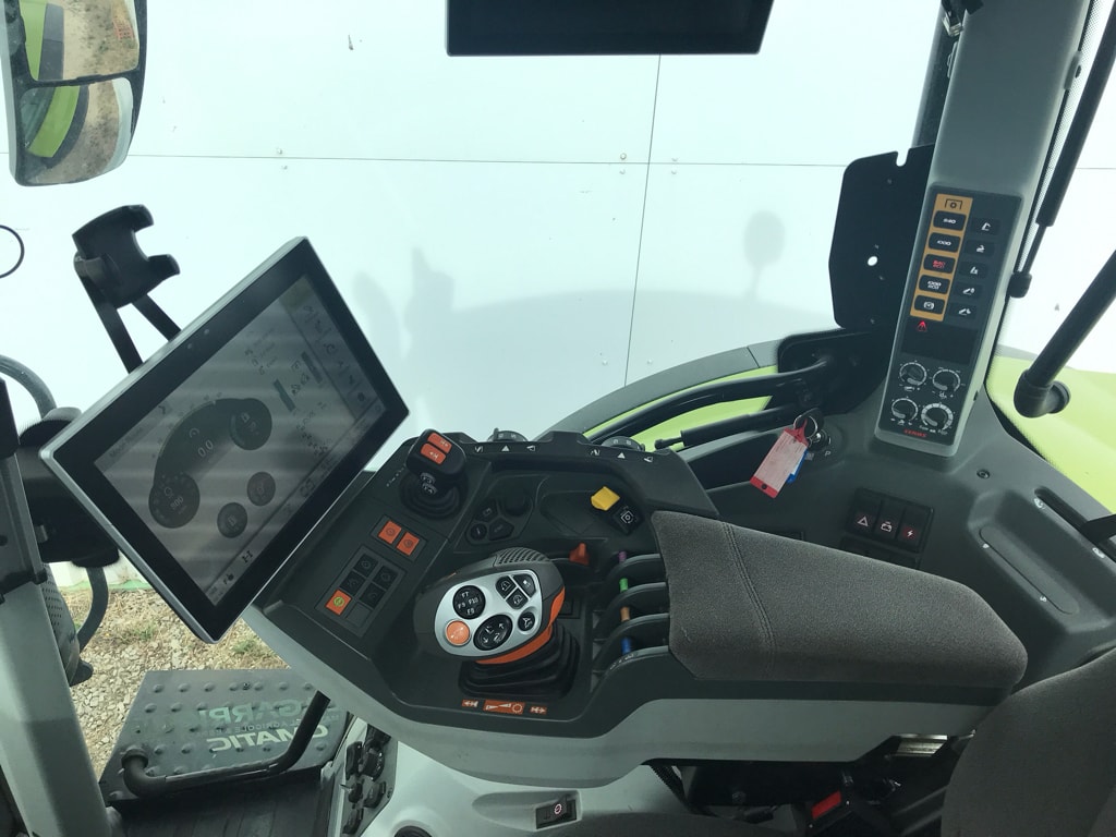Tracteur CLAAS ARION 530 CMATIC CEBIS - photo slide 10
