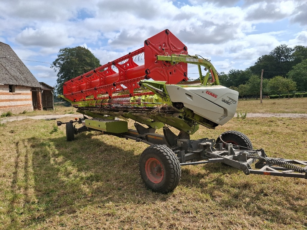 Moissonneuse CLAAS Lexion 7500 TT - photo slide 12