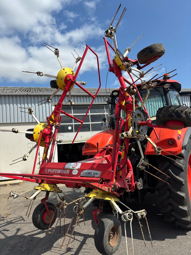 Faneuse POTTINGER Eurohit 69 NZ - photo slide 4