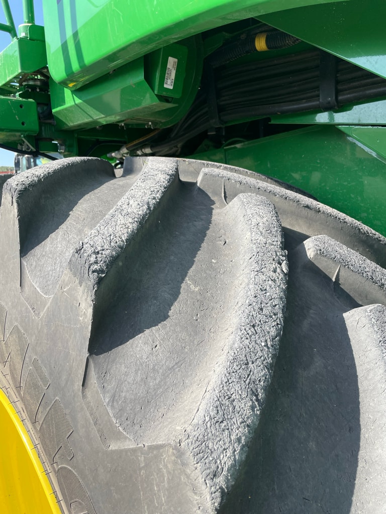 Moissonneuse JOHN DEERE T560 - photo slide 20