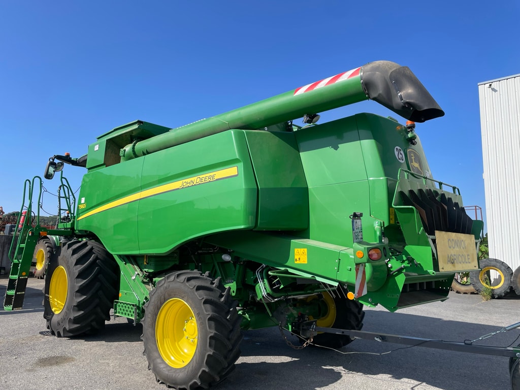 Moissonneuse JOHN DEERE T560 - photo slide 28