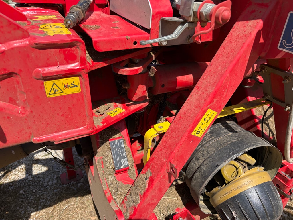 Faucheuse POTTINGER Novacat x8 - photo slide 15