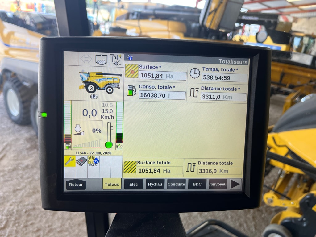 Moissonneuse NEW HOLLAND CX8.70 - photo slide 20