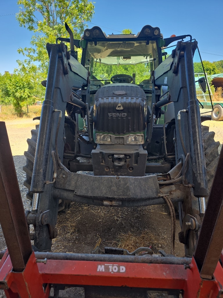 Tracteur chargeur FENDT 210 VARIO - photo slide 4