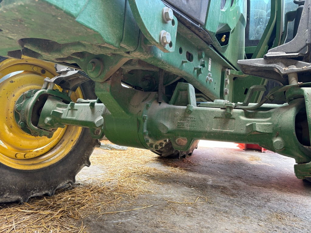 Tracteur JOHN DEERE 6100M - photo slide 9