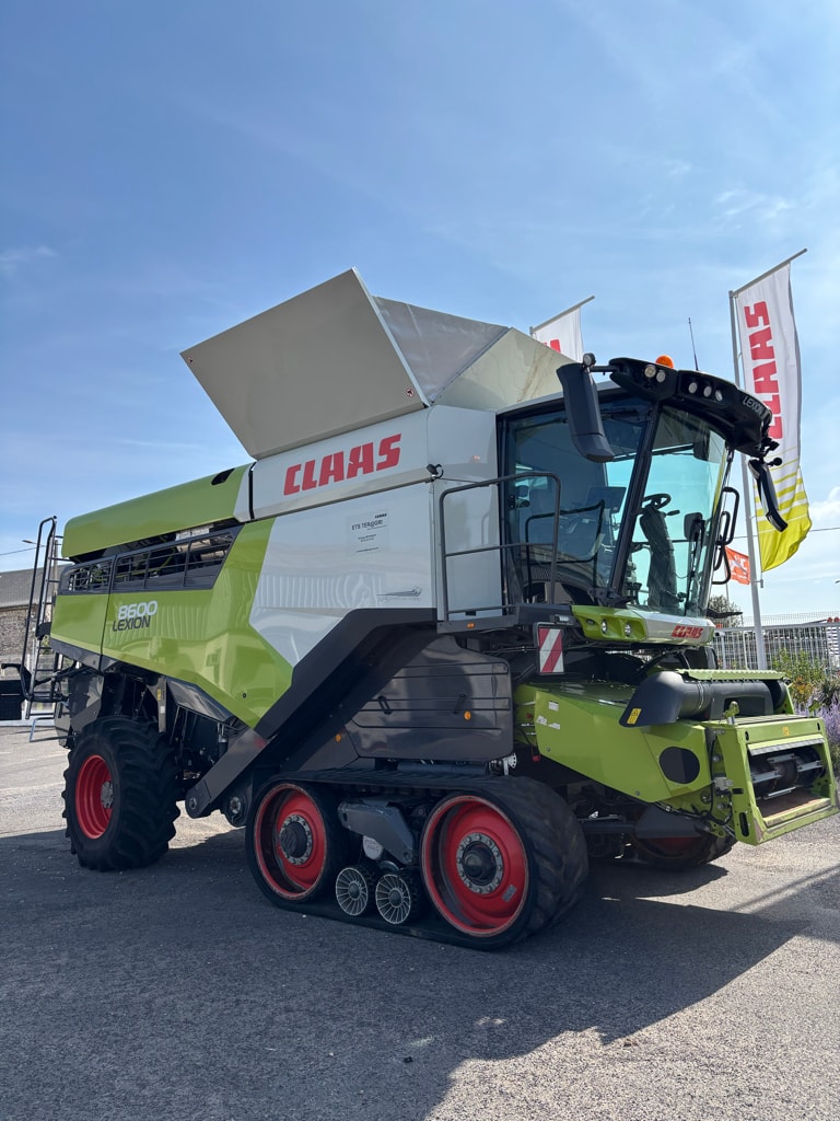 Moissonneuse CLAAS Lexion 8600 TT cemos 4x4 - photo slide 1