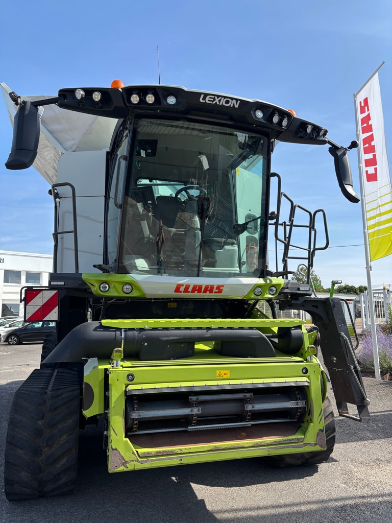 Moissonneuse CLAAS Lexion 8600 TT cemos 4x4 - photo slide 15