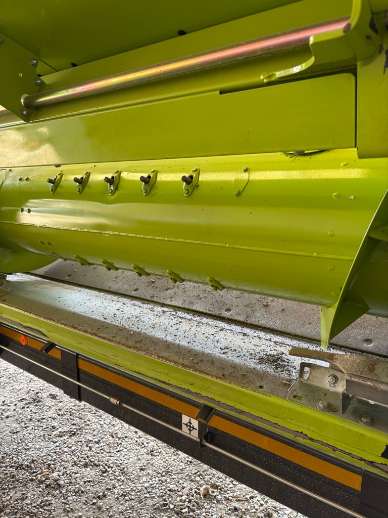 Moissonneuse CLAAS Lexion 8600 TT cemos 4x4 - photo slide 34
