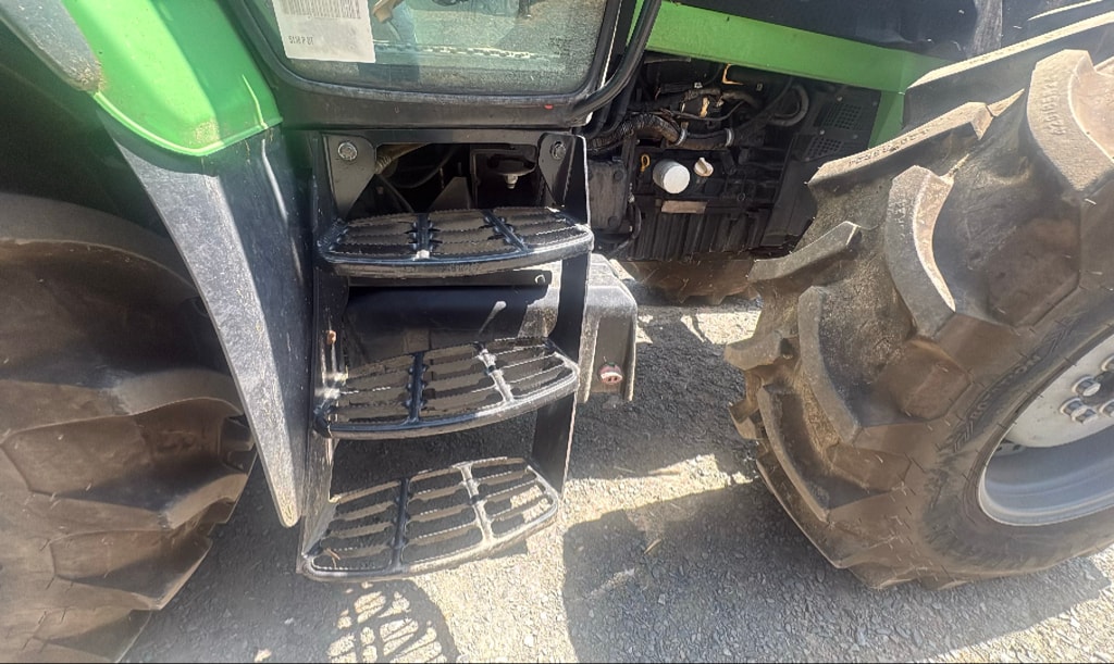 Tracteur DEUTZ FAHR 5110 P - photo slide 12
