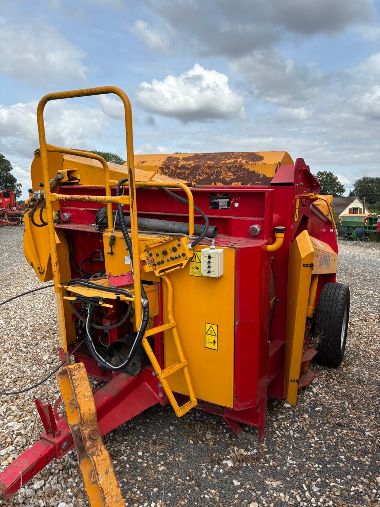 Pailleuse GYRAX 6700 L - photo slide 2