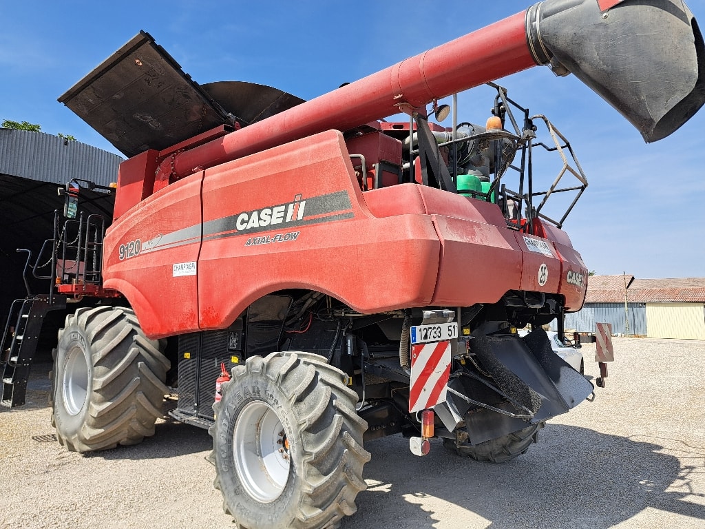 Moissonneuse CASE IH Axial 9210 - photo slide 4